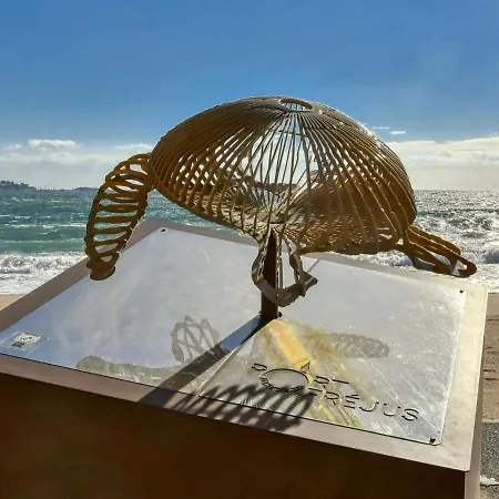 Les Sables By Interhome * Fréjus