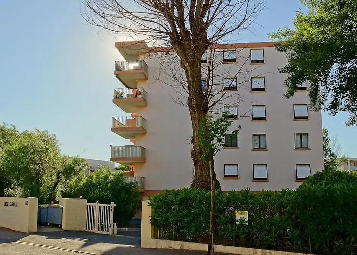 Apartment Les Sables By Interhome *