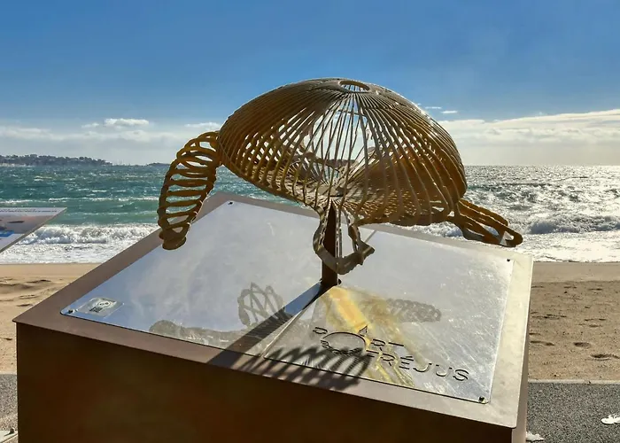 Les Sables By Interhome * Fréjus