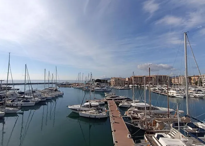 Les Sables By Interhome * Fréjus