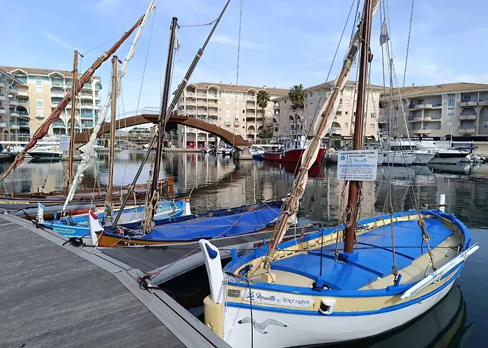 Apartment Les Sables By Interhome Fréjus